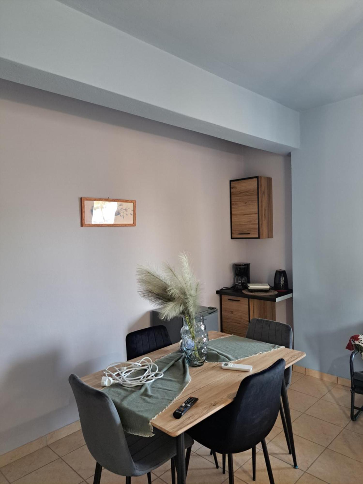 Seashell Apartment Ártemida Kültér fotó